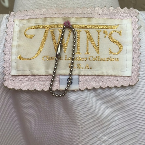 Vintage Twins Pink Belted Leather Jacket - Picture 8 of 9